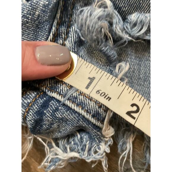 SIGNATURE 8 Distressed Jean Shorts Junior Size Medium Destroyed Cut Offs - Picture 3 of 7